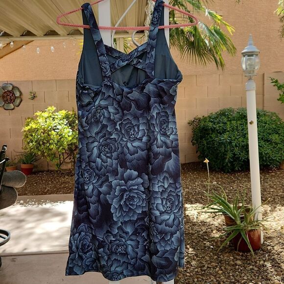 Zeroxposur green and gray women's size small dress with built-in support - Picture 4 of 7